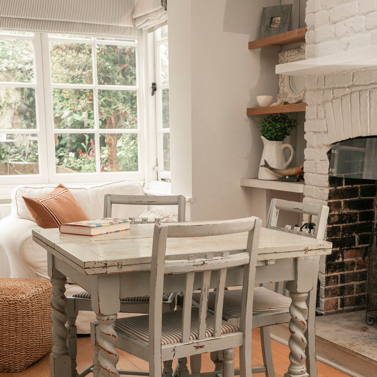 Rose Cottage Gallery Photo